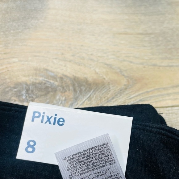 OLD Navy NWT Pixie Pants in Black with Gold Stripe Work Trousers Ankle Length - Picture 2 of 12